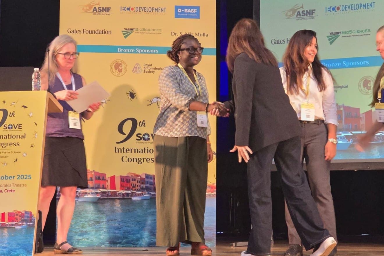 The award being presented on stage at the 9th SOVE congress